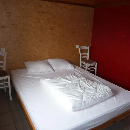 Pimpernel Chalet Doische