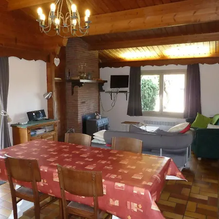 Chalet Pimpernel *