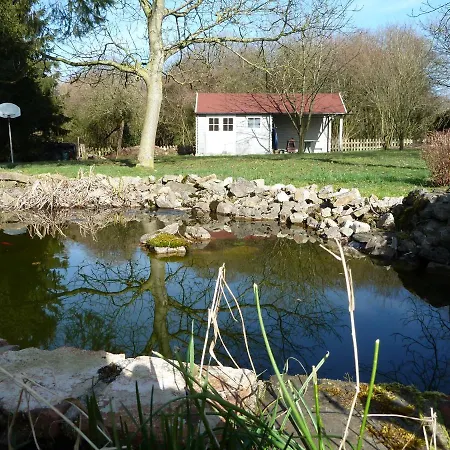 Pimpernel Chalet *